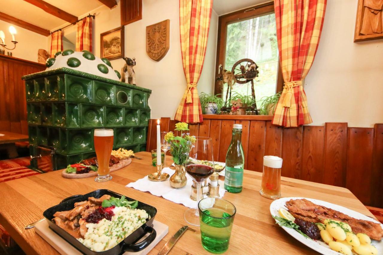 Gasthof St. Adolari Sankt Ulrich am Pillersee Exterior photo