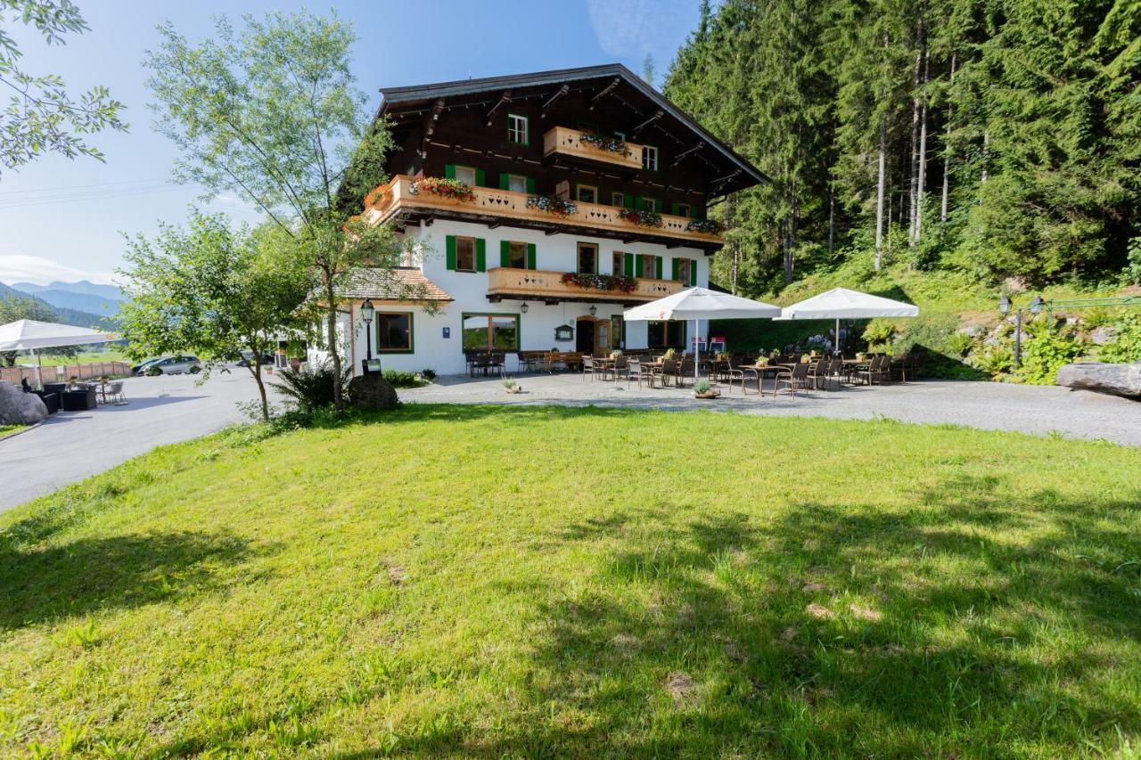 Gasthof St. Adolari Sankt Ulrich am Pillersee Exterior photo